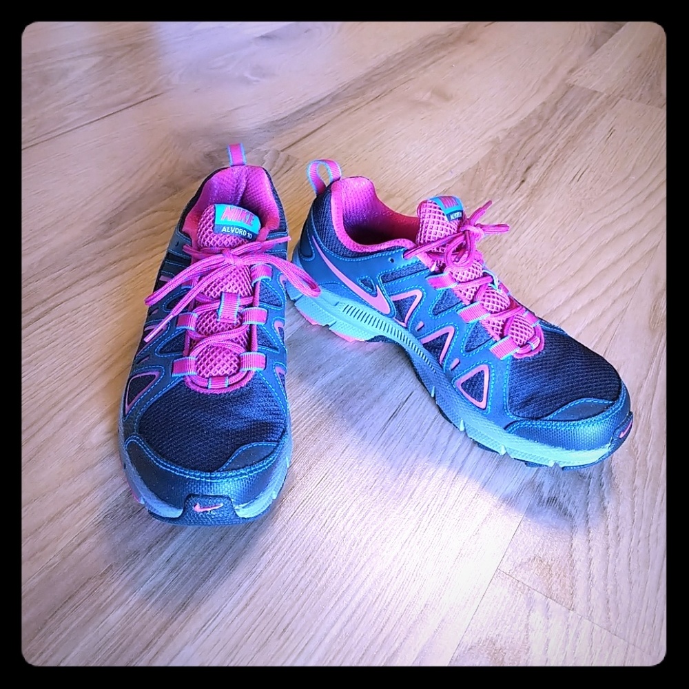 Nike trail running shoes